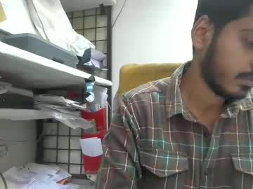 Robertsalia220 Chaturbate stream image from January 03, 2025