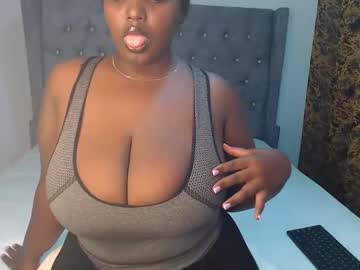 Sexychocco_ Chaturbate stream image from January 03, 2025
