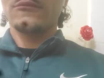 Bigddickkz Chaturbate stream image from January 03, 2025
