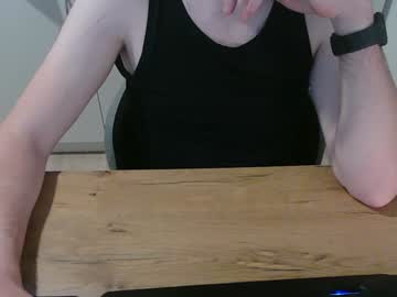 Junk2711 Chaturbate stream image from January 03, 2025