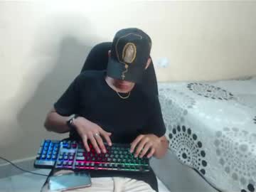 Legoshi01 Chaturbate stream image from January 03, 2025