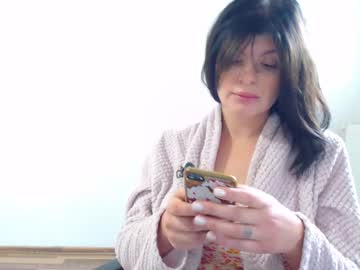 Tessnaughty Chaturbate stream image from January 03, 2025