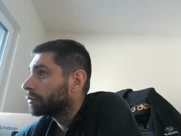 1kamilkamil11 Chaturbate stream image from January 03, 2025