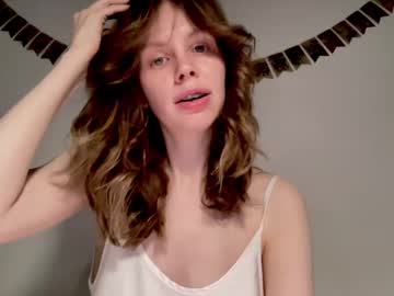 Nikki_Mi Chaturbate stream image from January 03, 2025