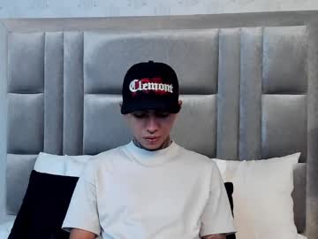 Apolobiker Chaturbate stream image from January 03, 2025