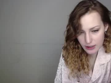 Erdbeeren_Mit_Sahne Chaturbate stream image from January 03, 2025