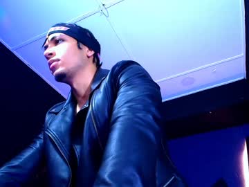 Magic_Mike66 Chaturbate stream image from January 03, 2025