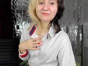 Girl_Next_Doorr Chaturbate stream image from January 03, 2025