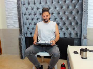 Jackravenn Chaturbate stream image from January 03, 2025