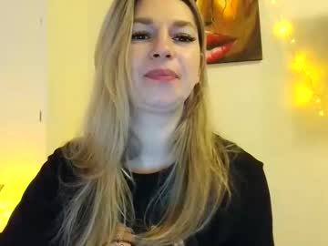 Marina_Xi Chaturbate stream image from January 03, 2025