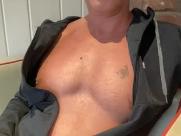 Comfides1 Chaturbate stream image from January 03, 2025