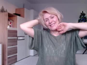 Jasmin18v Chaturbate stream image from January 03, 2025