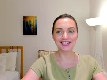 Lovelyeemia Chaturbate stream image from January 03, 2025