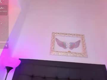 Mia_222_ Chaturbate stream image from January 03, 2025