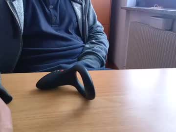 Mysecr3tsins Chaturbate stream image from January 03, 2025