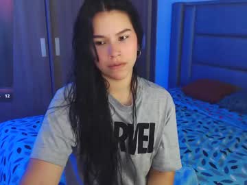 Sky_Lover_ Chaturbate stream image from January 03, 2025