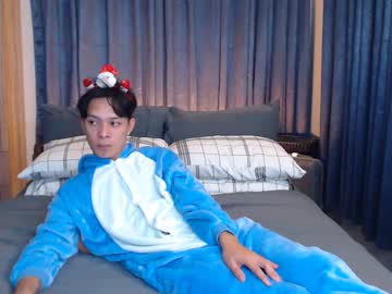 Urpinoyasianx Chaturbate stream image from January 03, 2025