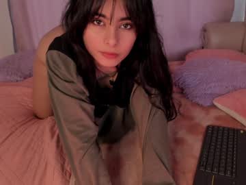 Evelyn_Evelyn Chaturbate stream image from January 03, 2025