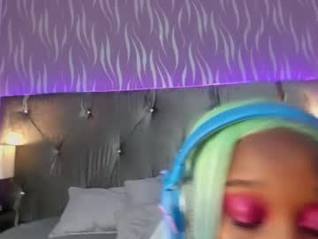 Jennawiliams Chaturbate stream image from January 03, 2025