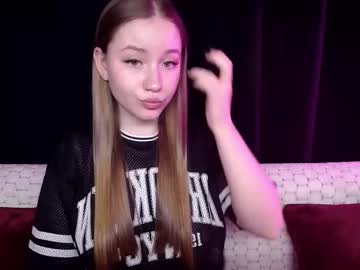 Sindiwatsoon Chaturbate stream image from January 03, 2025