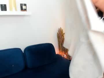 Aileen_Stone Chaturbate stream image from January 03, 2025