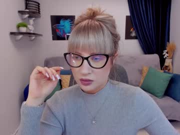 Elisabethmills Chaturbate stream image from January 03, 2025