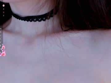 Evabrowney Chaturbate stream image from January 03, 2025