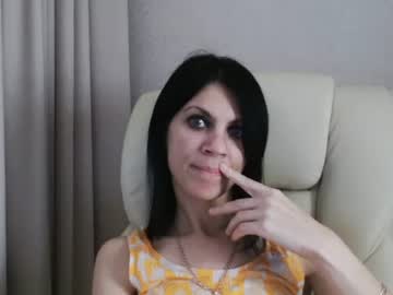 Injaathome Chaturbate stream image from January 03, 2025