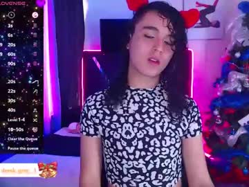 Derek_Grey1 Chaturbate stream image from January 03, 2025