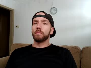 Icyfucktoy Chaturbate stream image from January 03, 2025