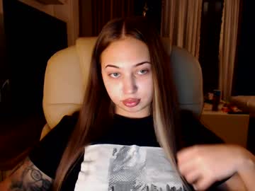 Kimlee4 Chaturbate stream image from January 03, 2025