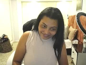 Alexa_Hadid Chaturbate stream image from January 03, 2025