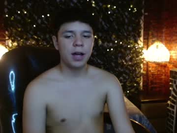 Benjamintwink1 Chaturbate stream image from January 03, 2025