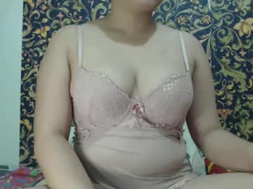Hotarriane Chaturbate stream image from January 03, 2025