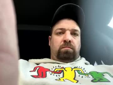 Hshshshjsjaahdidi Chaturbate stream image from January 03, 2025