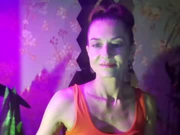 Kristinagold44 Chaturbate stream image from January 03, 2025