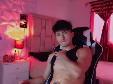 Santyago_Taylor Chaturbate stream image from January 03, 2025