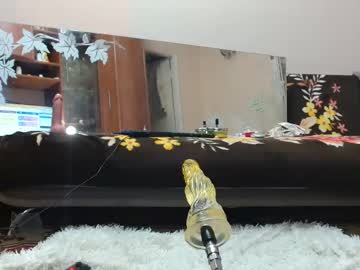 Alinasissyxx Chaturbate stream image from January 03, 2025