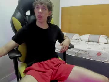 Ares_Wood1 Chaturbate stream image from January 03, 2025