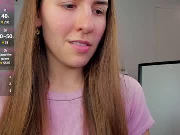 Chic_Enchantress Chaturbate stream image from January 03, 2025