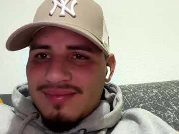 Danielmilan Chaturbate stream image from January 03, 2025