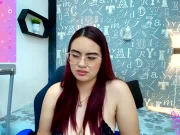 Roxyandclhoe Chaturbate stream image from January 03, 2025