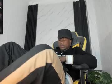 Toweers21 Chaturbate stream image from January 03, 2025