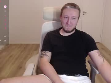 Yhdxhy Chaturbate stream image from January 03, 2025