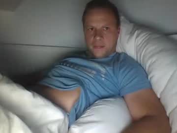 Aaaandzzz Chaturbate stream image from January 03, 2025
