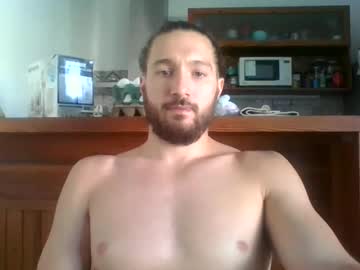 Flyingcurious Chaturbate stream image from January 03, 2025