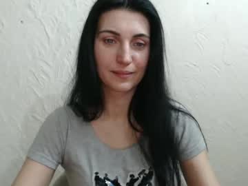Nensyfay_ Chaturbate stream image from January 03, 2025