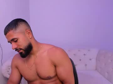 Santiago_Huntt Chaturbate stream image from January 03, 2025