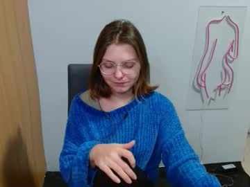 Xlorena_Flowerx Chaturbate stream image from January 03, 2025