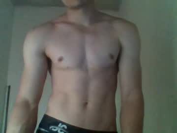 Yoan2004 Chaturbate stream image from January 03, 2025